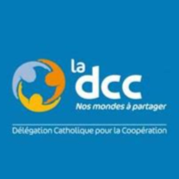 Listener Numbers, Contacts, Similar Podcasts - De Cap en Cap