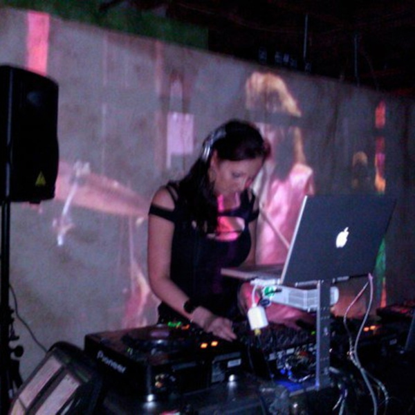 Artwork for JUST ME AND MY HEADPHONES PODCAST LIVE WITH DJ LINDSEY BELL