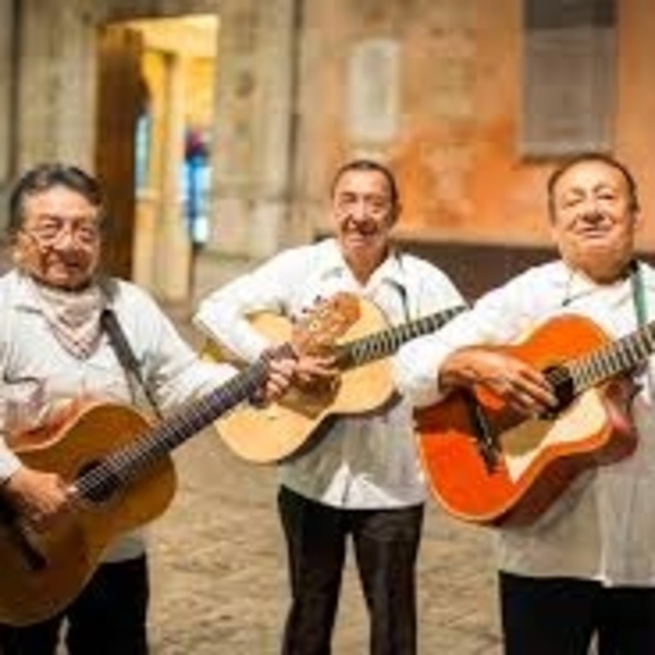 Artwork for TRIOS MUSICALES Y SERENATAS EN NOCHE DE ROMANCE