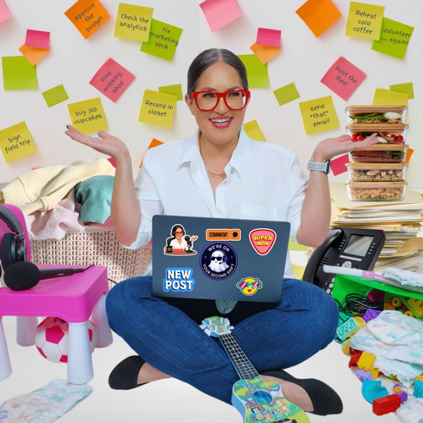 Artwork for 9 TO 5 MOM WITH A POD